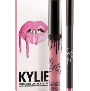 Kylie lip Kit Smile nib